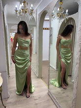 Load image into Gallery viewer, Sarah